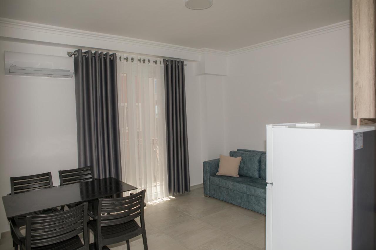 Shëngjin Soluna Apartments מראה חיצוני תמונה