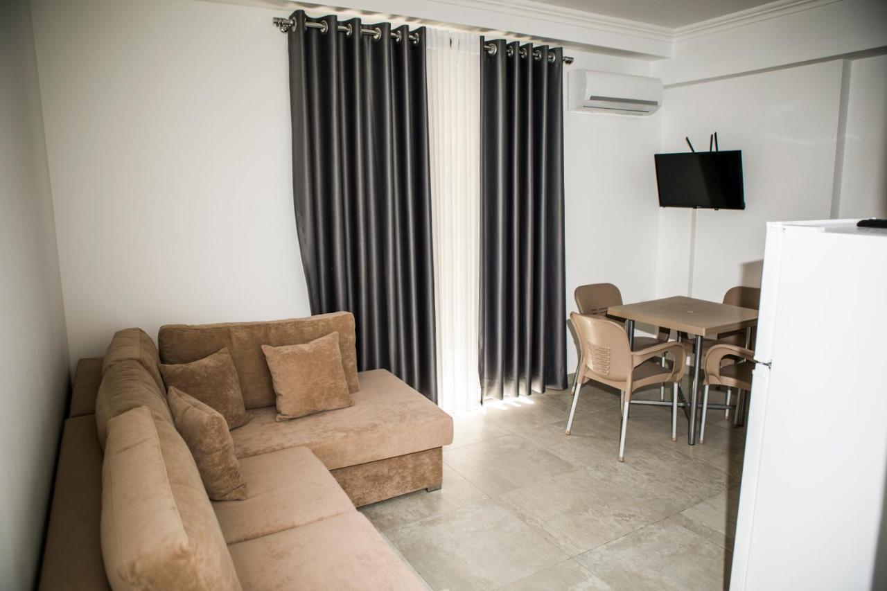 Shëngjin Soluna Apartments מראה חיצוני תמונה